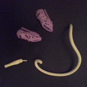 Mattel Monster High Catrine  DeMew New Scaremester  accessories